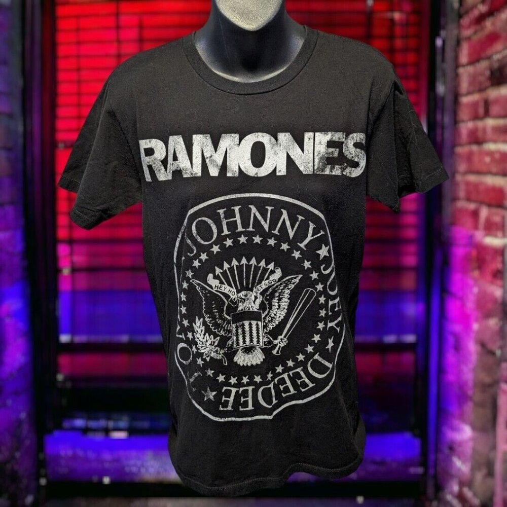 Ramones 1-2-3-4 T-Shirt, Small